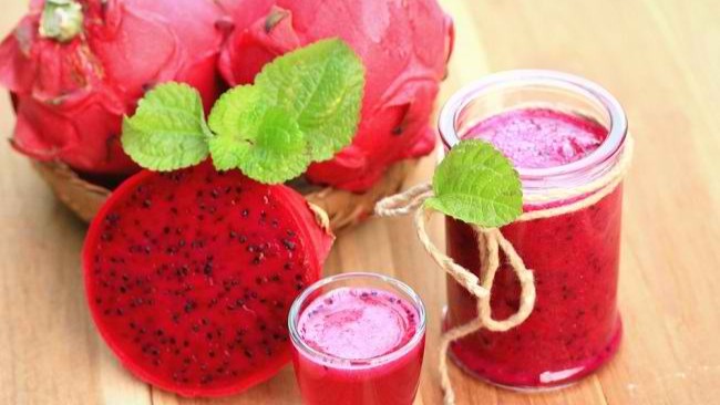 Buah naga minuman segar saat ini
