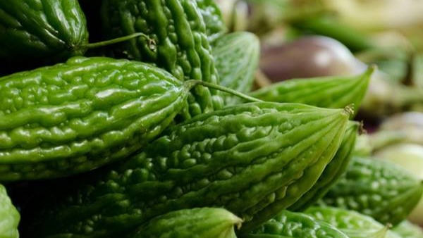 Hah! Buah pare makanan banyak kelebihan ternyata